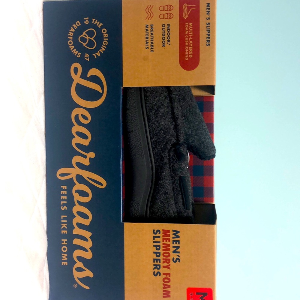 Dearfoams men’s memory foam slippers